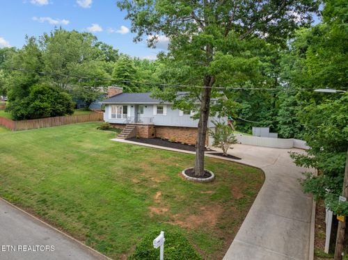 7112 Bonny Kate Dr, Knoxville, TN, 37920-9523 | Card Image