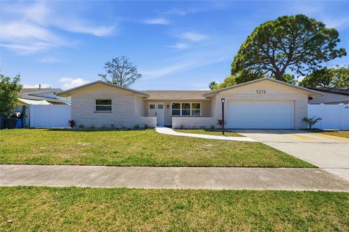 9278 78th Pl, SEMINOLE, FL, 33777-4012 | Card Image