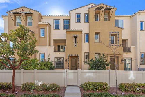 1309 Via Lucero, Oceanside, CA, 92056-4261 | Card Image