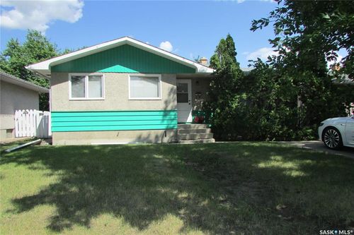 267 Smith St N, Regina, SK, S4R3B5 | Card Image