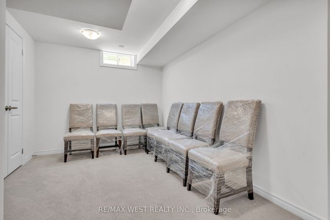 15 Quilico Rd, House attached with 5 bedrooms, 3 bathrooms and 1 parking in Vaughan ON | Image 30