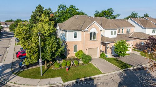 63 Wickstead Crt, Brampton, ON, L6R1N8 | Card Image