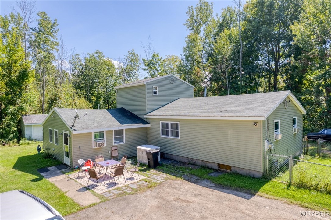 Lehigh St, Angola, NY 14006