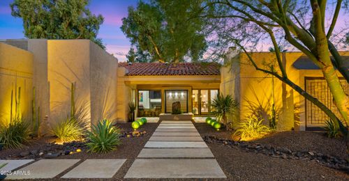 2423 E Marshall Ave, Phoenix, AZ, 85016-2809 | Card Image