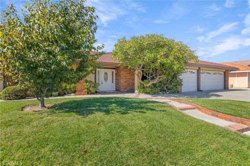 18241 Devonwood Cir, Fountain Valley, CA, 92708-4431 | Card Image