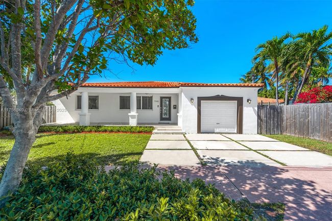 7940 Hawthorne Ave, House other with 4 bedrooms, 2 bathrooms and null parking in Miami Beach FL | Image 4