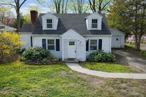 222 Zandhoek Rd, Hurley, NY, 12443-5720 | Card Image