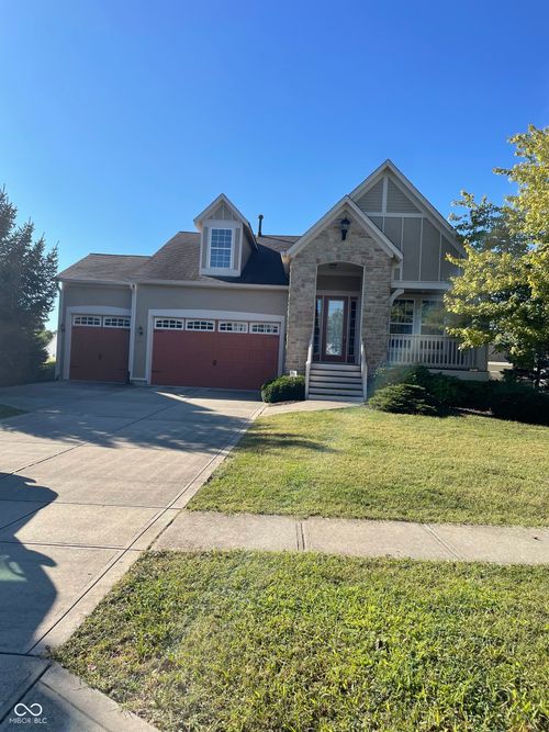 1231 Greenwood Station Blvd, Greenwood, IN, 46143-6862 | Card Image