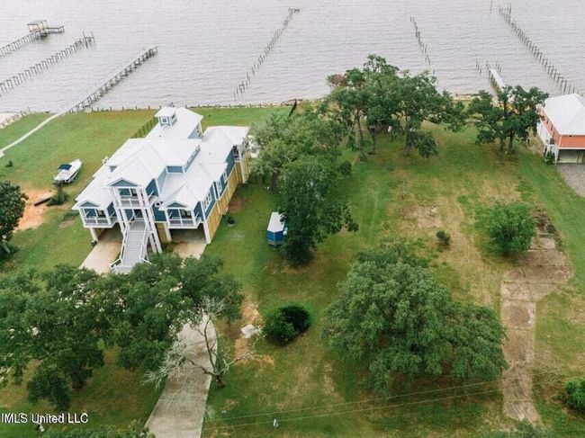 4801 e belle | Image 4