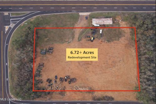 2246 Flowood Dr, Flowood, MS, 39232-9031 | Card Image