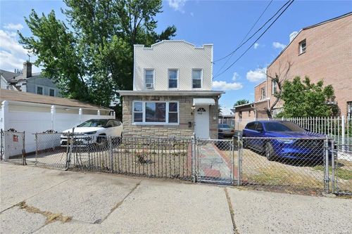 74 93rd Ave, Woodhaven, NY, 11421-2830 | Card Image