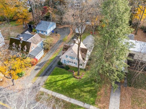 61 Woodlawn Ave, Northampton, MA, 01060-2032 | Card Image