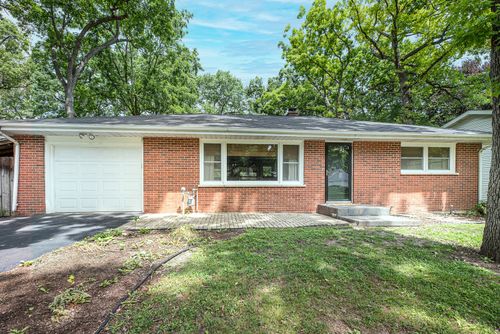 308 Dunbar Rd, Mundelein, IL, 60060-1167 | Card Image