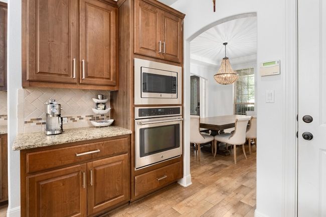174 Jayne Cv, House other with 5 bedrooms, 5 bathrooms and 4 parking in Austin TX | Image 6