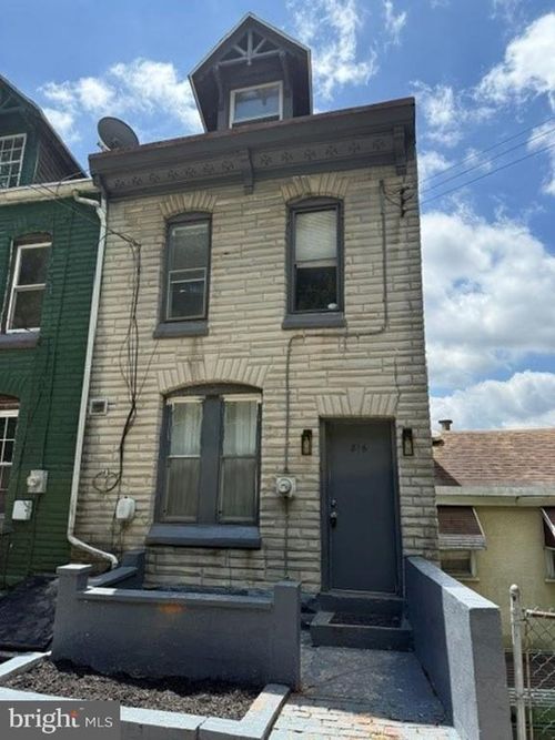 816 S 9th St, READING, PA, 19602-2510 | Card Image