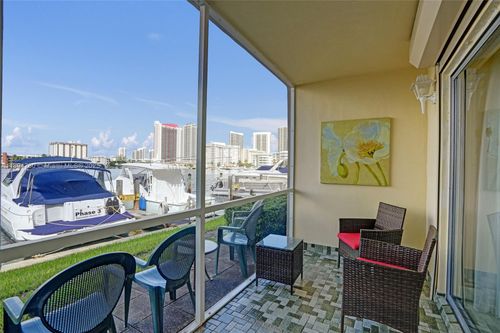 apt-101-300 Golden Isles Dr, Hallandale Beach, FL, 33009-5812 | Card Image