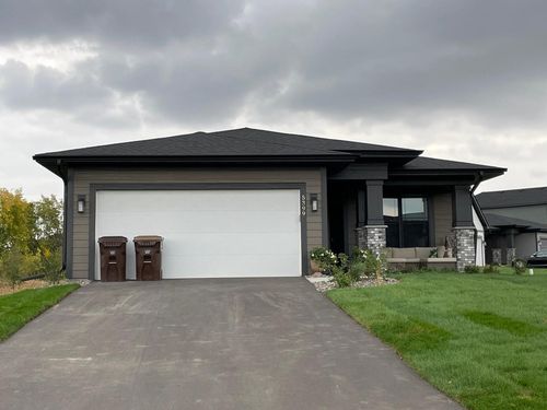 5399 Robinwood Ct, Victoria, MN, 55318-7424 | Card Image