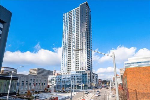 912-60 Frederick St, Kitchener, ON, N2H0C7 | Card Image