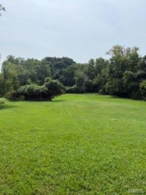 4984 Ambs Rd, Saint Louis, MO, 63128-2850 | Card Image