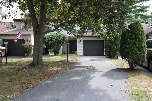 20 Heartwood Ct, Clifton Park, NY, 12065-2808 | Card Image