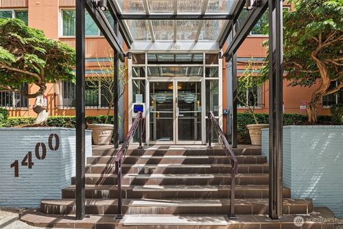 1309-1400 Hubbell Pl, Seattle, WA, 98101-1976 | Card Image