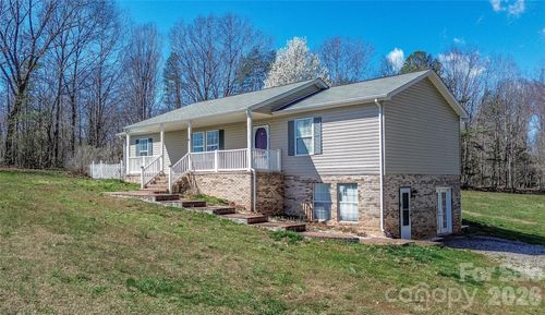 311 Fletcher Rd, Union Grove, NC, 28689-9343 | Card Image
