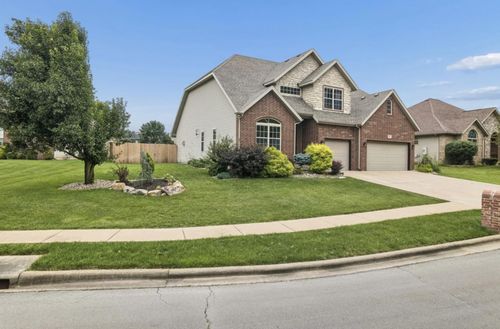653 Greer Ave, Nixa, MO, 65714-7637 | Card Image