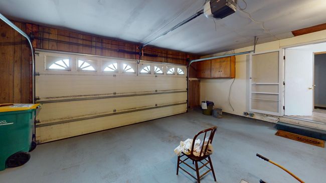 Garage | Image 31