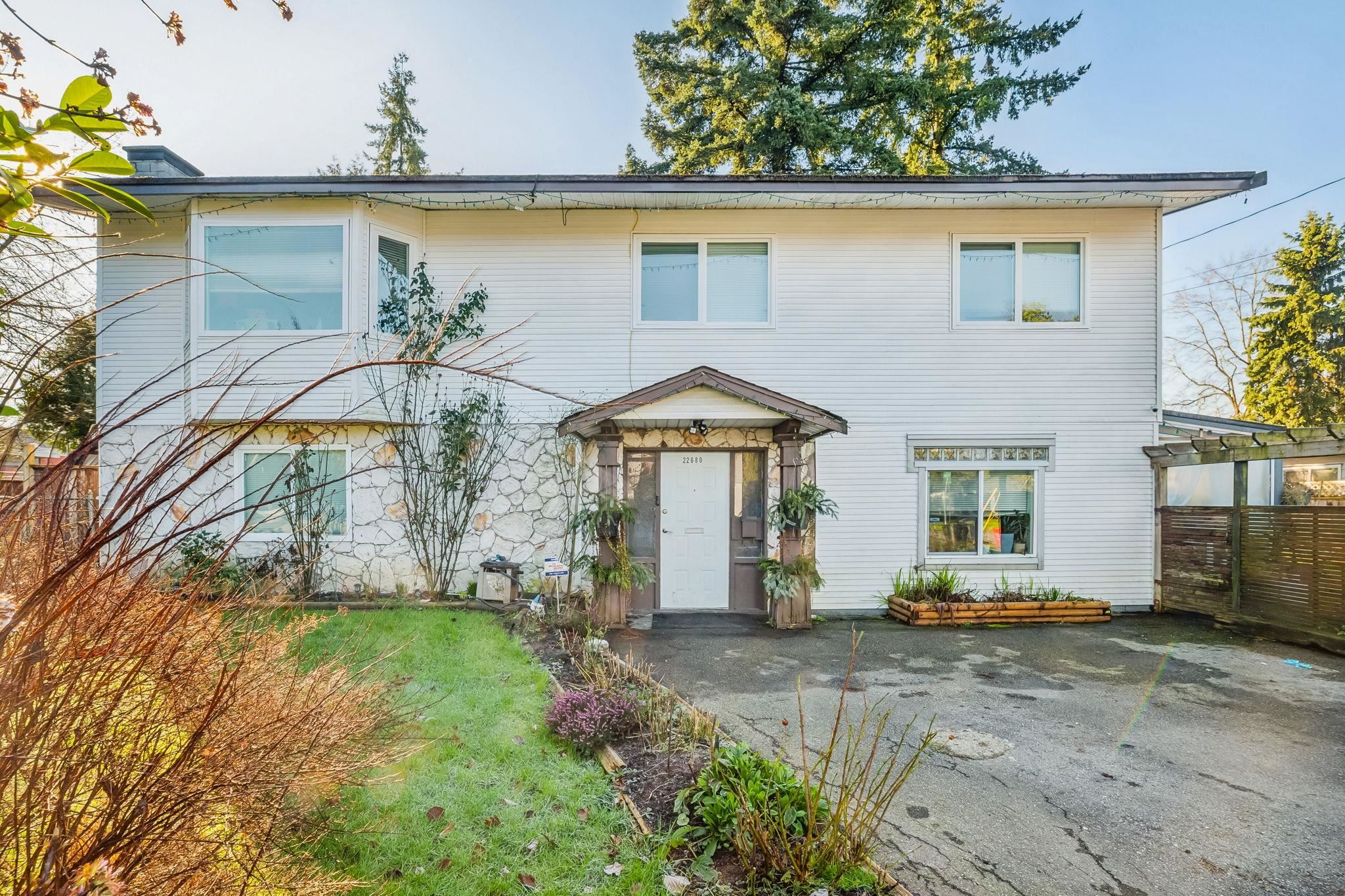 Residential in Maple Ridge 3