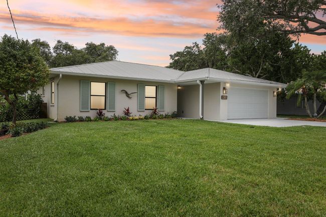 9830 Oak Trl, House other with 3 bedrooms, 3 bathrooms and null parking in Sebastian FL | Image 10