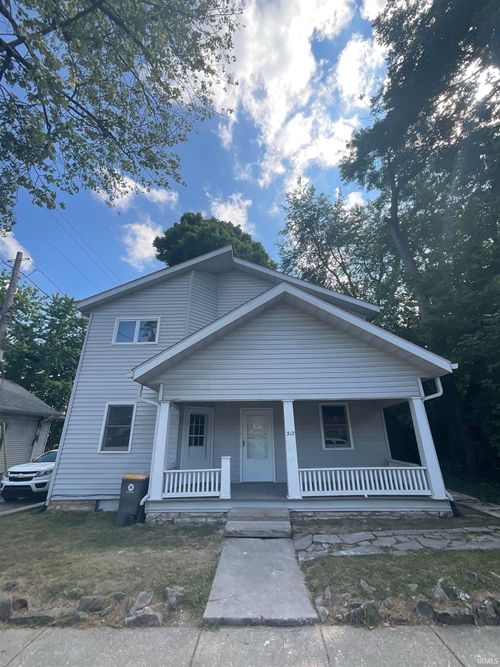 312 E 8th St, Bloomington, IN, 47408-3528 | Card Image