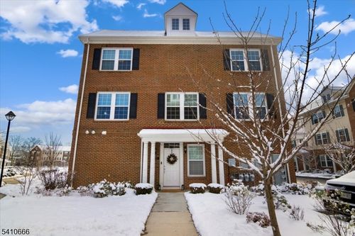 55 Landmark Ln, Fair Lawn, NJ, 07410-3347 | Card Image