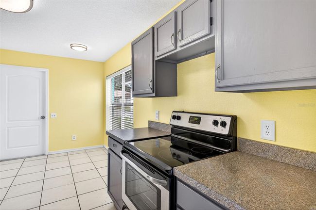 7513 Savannah Ln, House other with 3 bedrooms, 2 bathrooms and null parking in TAMPA FL | Image 6