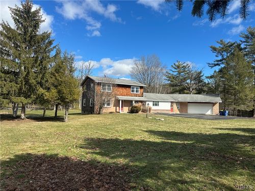 8391 Cazenovia Rd, Manlius, NY, 13104-9779 | Card Image