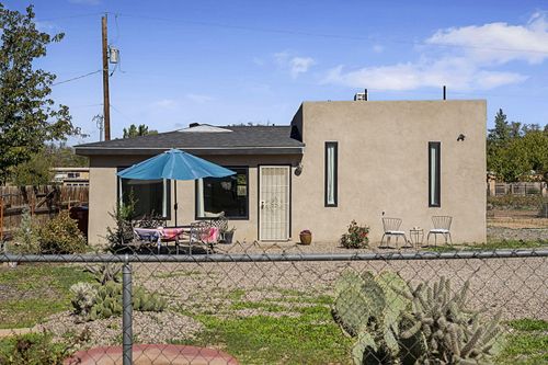 462 Mountain Shadows Rd, Corrales, NM, 87048-7324 | Card Image
