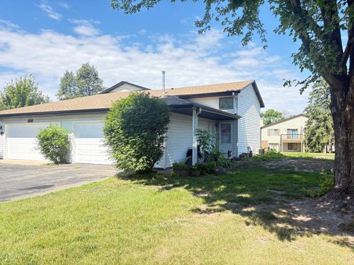 3826 Goodwin Ave N, Oakdale, MN, 55128-3020 | Card Image