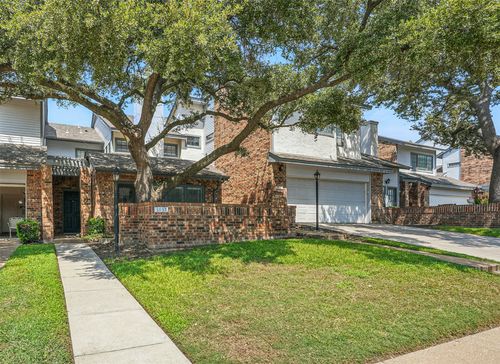 3137 Devonshire Dr, Plano, TX, 75075-3374 | Card Image
