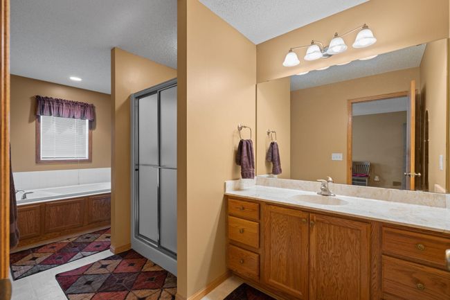 19-web-or-mls-20111-cedar-lake-trail.jpg | Image 19
