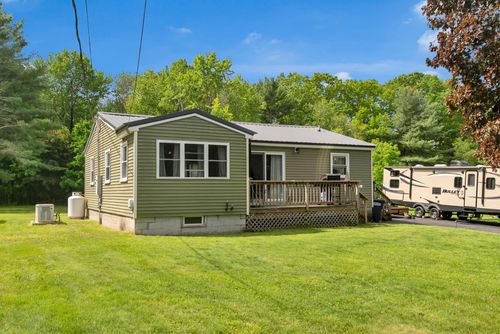 29 Eaton Dr, Buxton, ME, 04093-6118 | Card Image