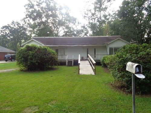 102 Hart St, East Brewton, AL, 36426-2426 | Card Image