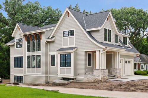 141 Benton Ave, Wayzata, MN, 55391-1110 | Card Image