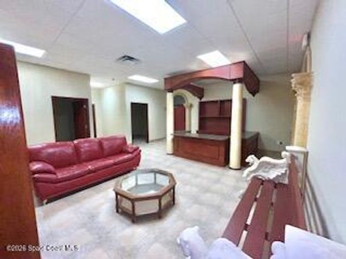 15 E Hibiscus Boulevard, Melbourne, FL, 32901 | Card Image