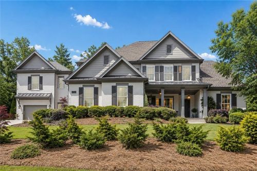 16165 Grand Litchfield Dr, Roswell, GA, 30075-7027 | Card Image