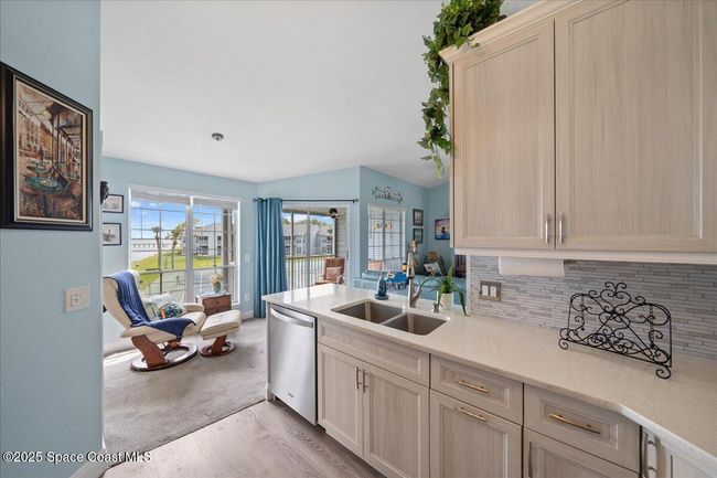 201 - 7330 N Highway 1, Condo with 3 bedrooms, 2 bathrooms and null parking in Cocoa FL | Image 8