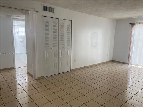 apt-13-1337 Nw 1st St, Miami, FL, 33125-5660 | Card Image