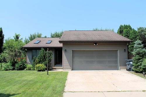 3218 29th Ct S, La Crosse, WI, 54601-7761 | Card Image