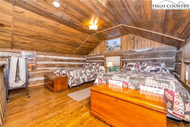 Sleeping loft. | Image 23