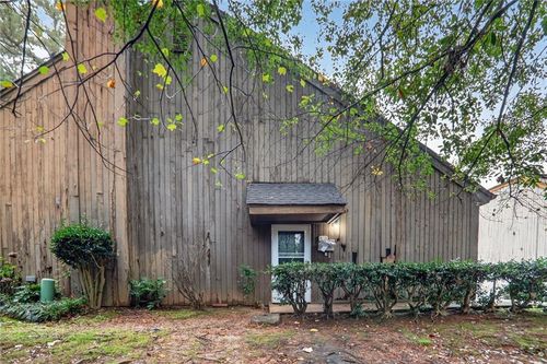 43 Willowick Ct, Lithonia, GA, 30038-1720 | Card Image