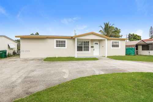 6331 Southgate Blvd, Margate, FL, 33068-1636 | Card Image