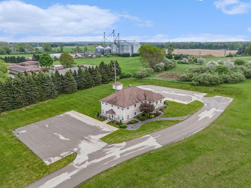 825 W Us Highway 10 31, Scottville, MI, 49454-9601 | Card Image